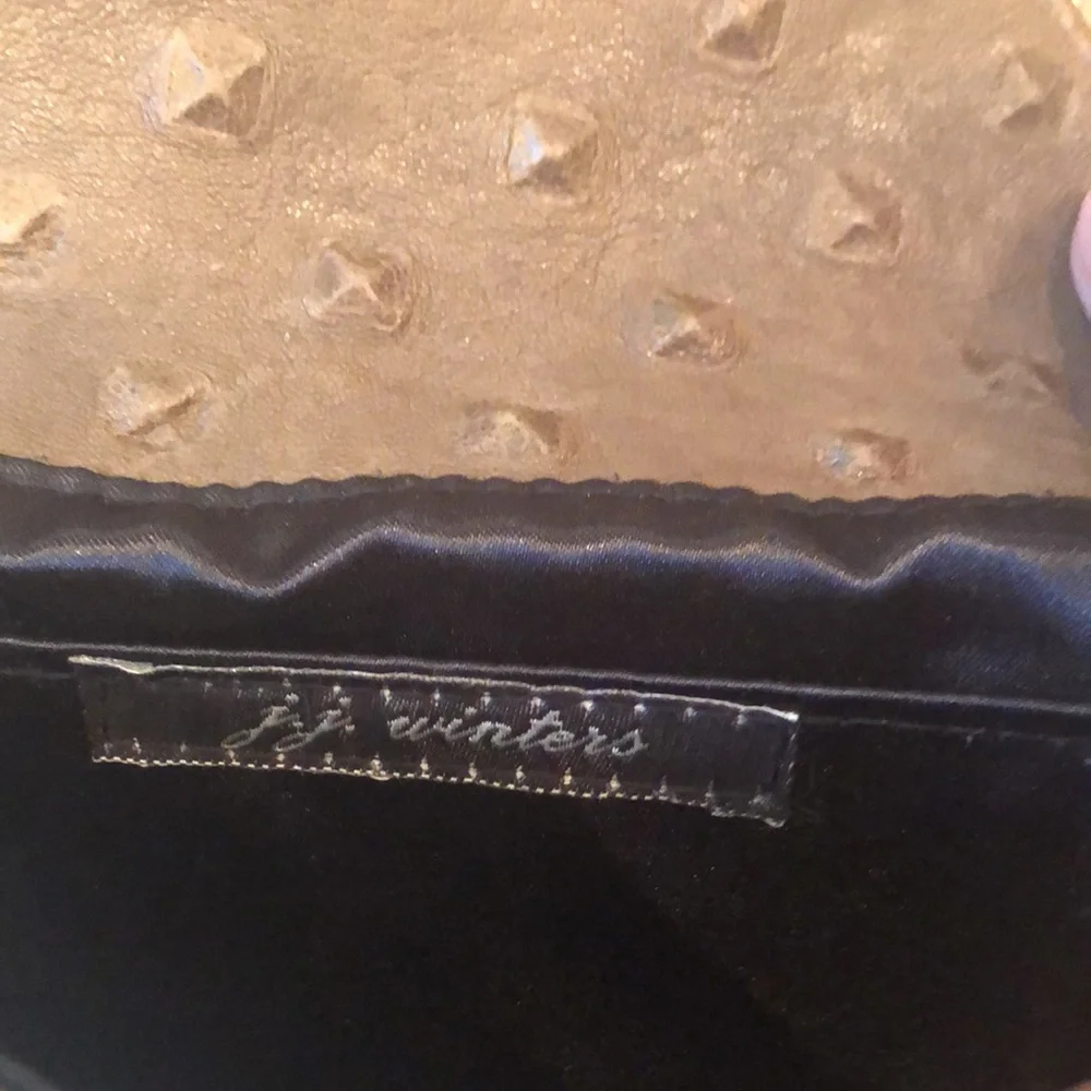 JJ Winters Cross Body bag - Picture 9 of 13
